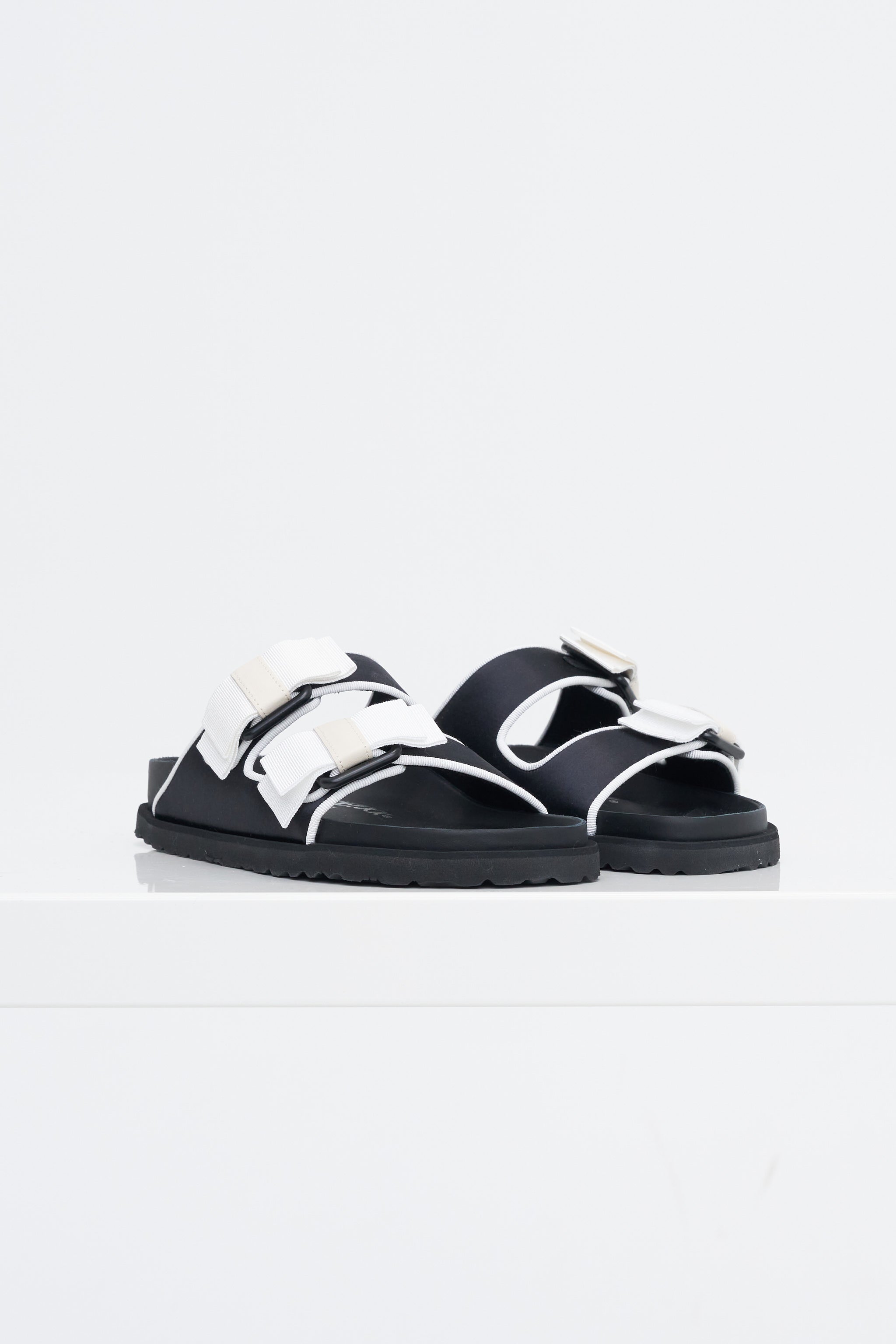 Arizona Satin, Black