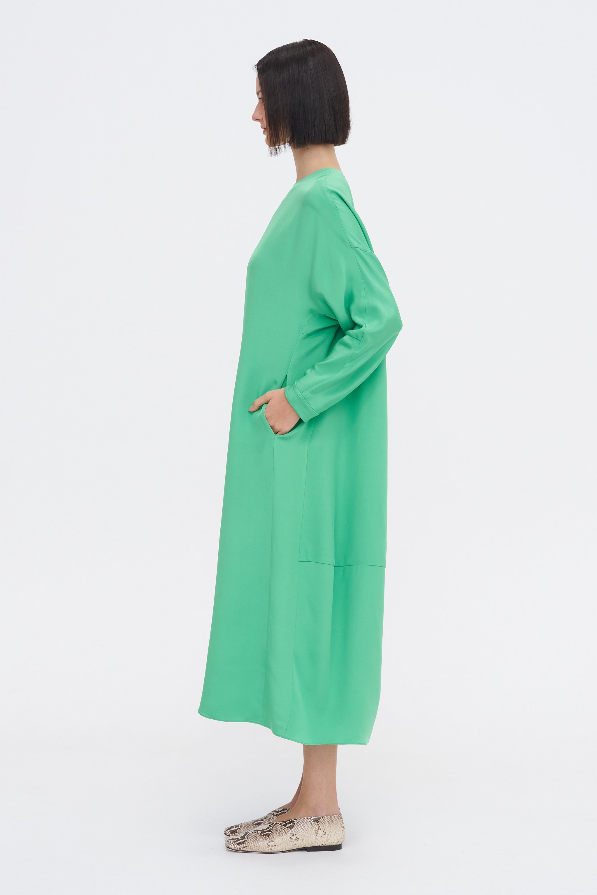 4-Ply Silk Long Sleeve Cocoon Dress, Green